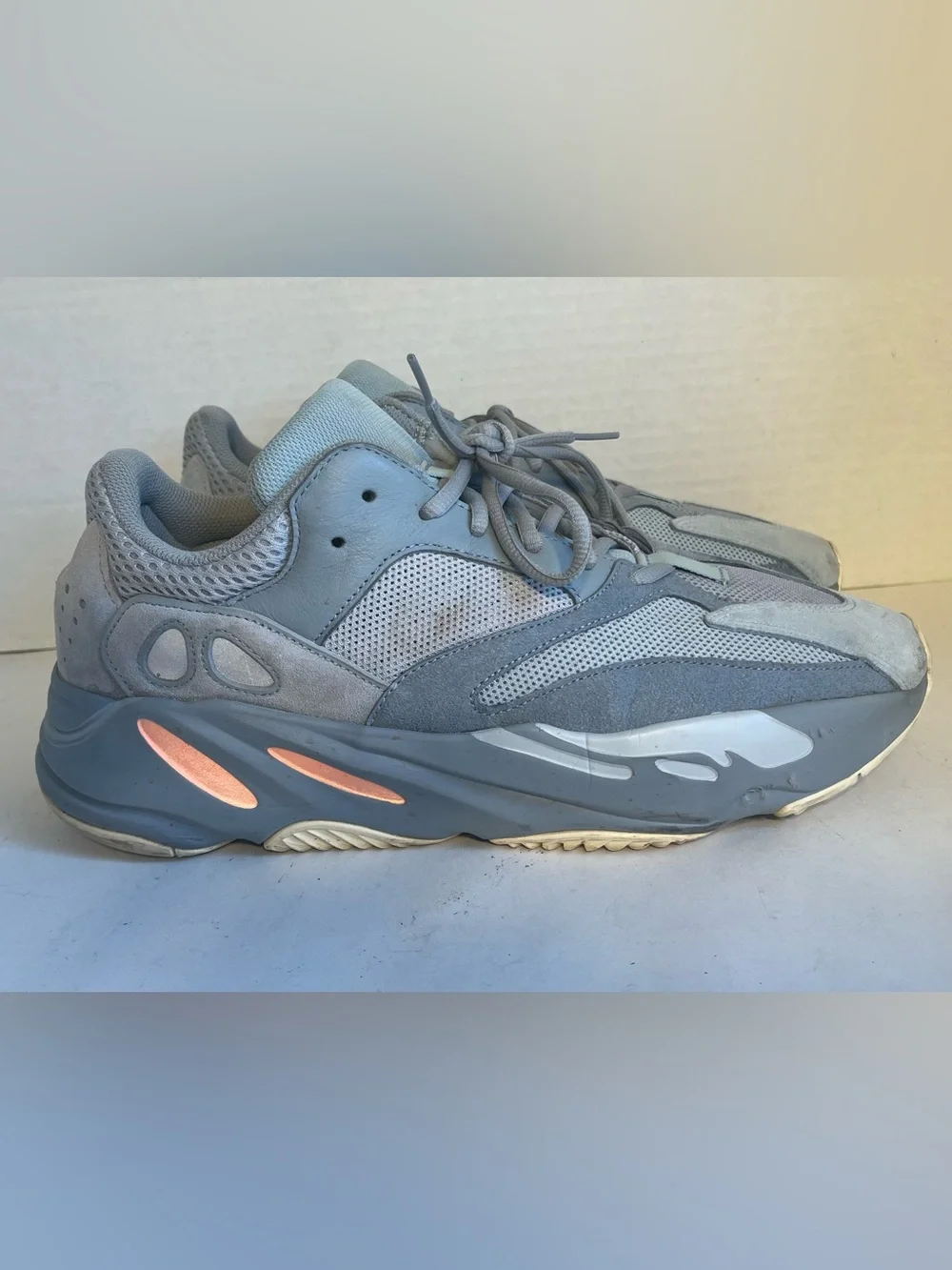 MEN'S 2019 ADIDAS YEEZY BOOST 700 RUNNING SNEAKERS (INERTIA) (SIZE 12) EXCELLENT